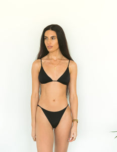 Oak Top ~ Black